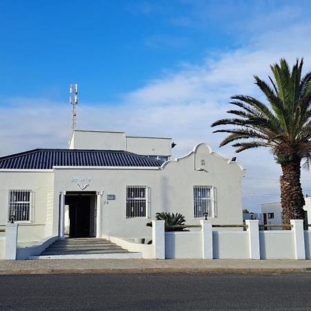 Raston Guest House Lambertʼs Bay Eksteriør billede